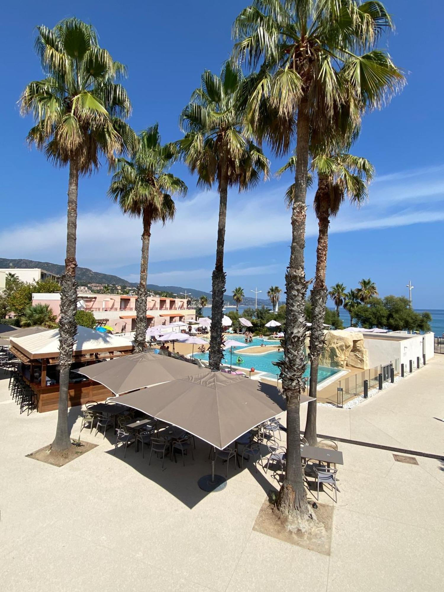 Kaliope Hotel & Residence By Oustal Del Mar Le Lavandou Exterior foto
